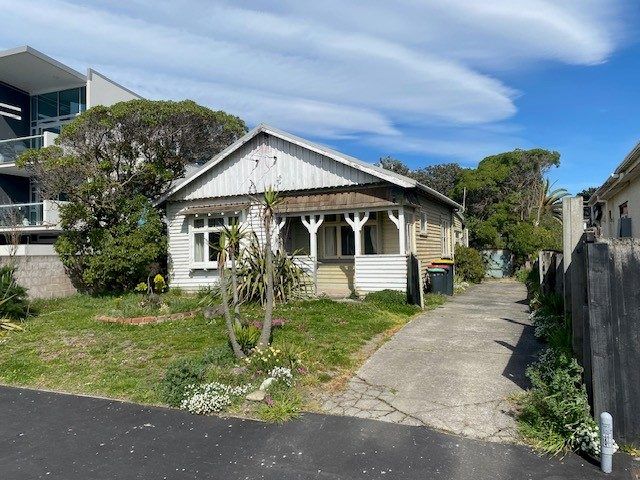  at 271 Marine Parade, New Brighton, Christchurch