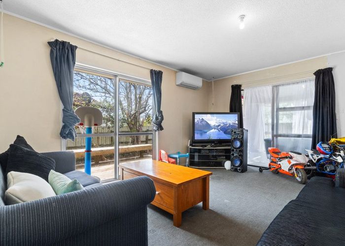  at 1/20 Burundi Avenue, Clendon Park, Manukau City, Auckland