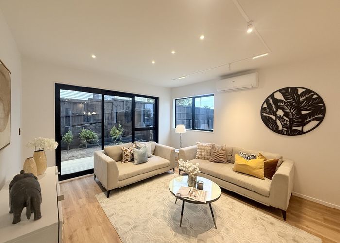  at 5/61 Ridge Road, Howick, Manukau City, Auckland