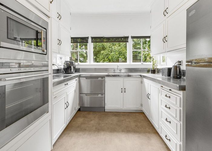  at 29 Pollock Drive, Chartwell, Hamilton