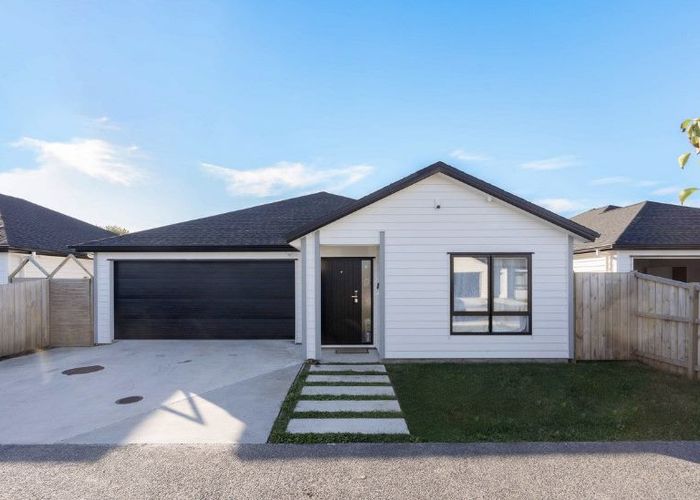  at 3 Silver Beech Street, Takanini, Auckland
