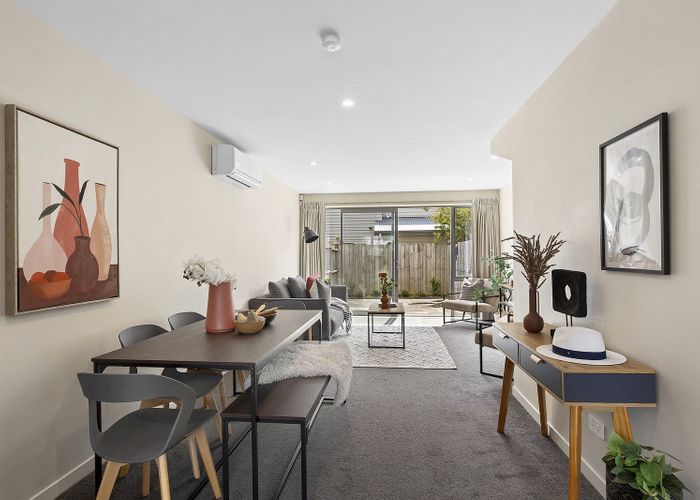  at 9/2 Stone Street, Miramar, Wellington, Wellington