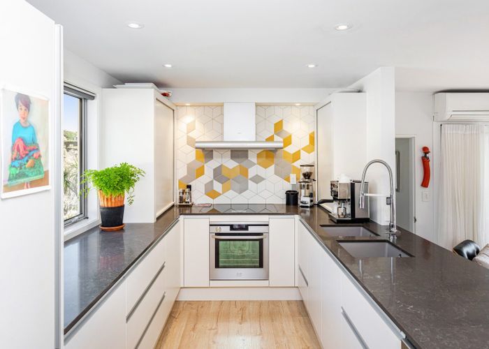  at 14 Upper Crichton Terrace, Cashmere, Christchurch City, Canterbury