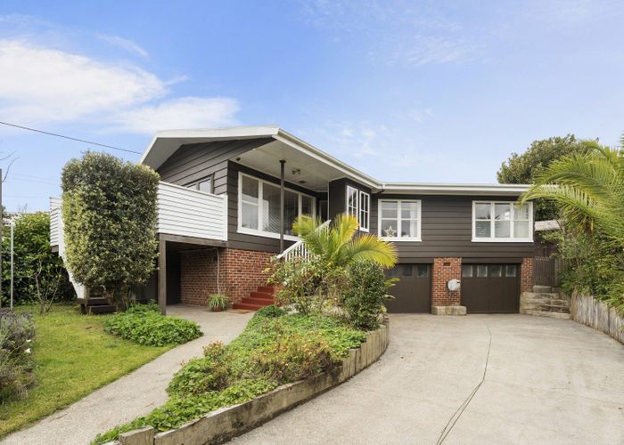  at 97 Wallace Road, Mangere Bridge, Manukau City, Auckland