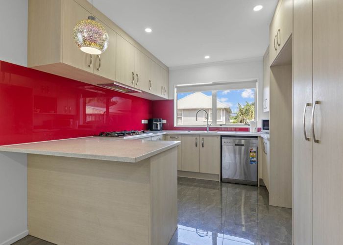  at 24 Dolbel Place, Mangere East, Manukau City, Auckland