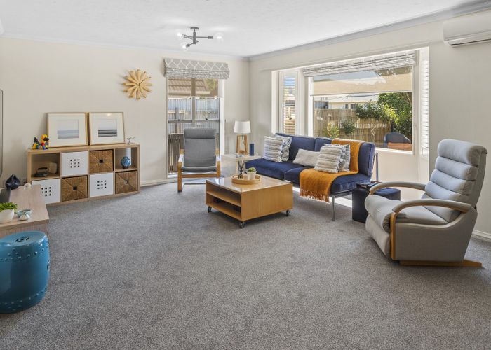  at 1/47 Whites Line West, Woburn, Lower Hutt