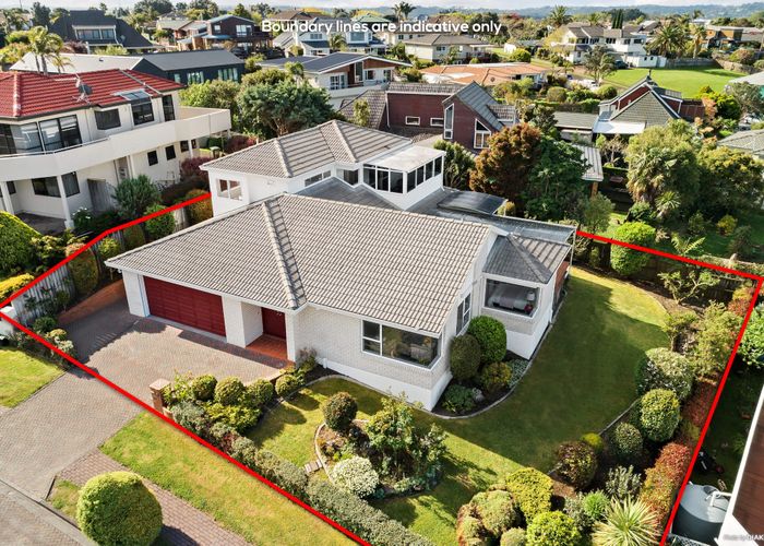  at 12 Ferntree Terrace, West Harbour, Auckland