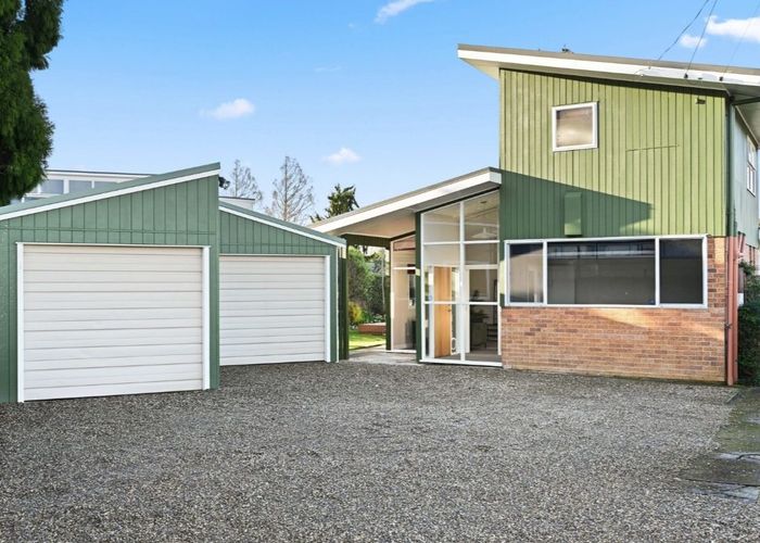  at 20 Somme Crescent, Hillcrest, Hamilton