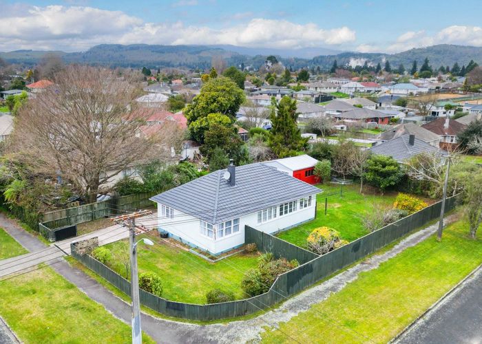  at 14 Manuka Crescent, Hillcrest, Rotorua, Bay Of Plenty