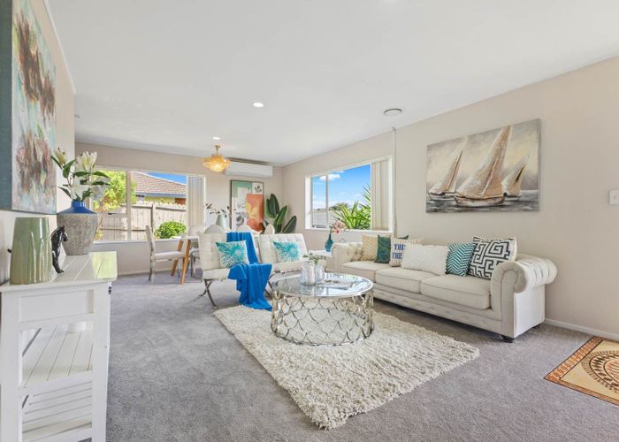  at 2/25 Kopara Place, Manurewa, Manukau City, Auckland