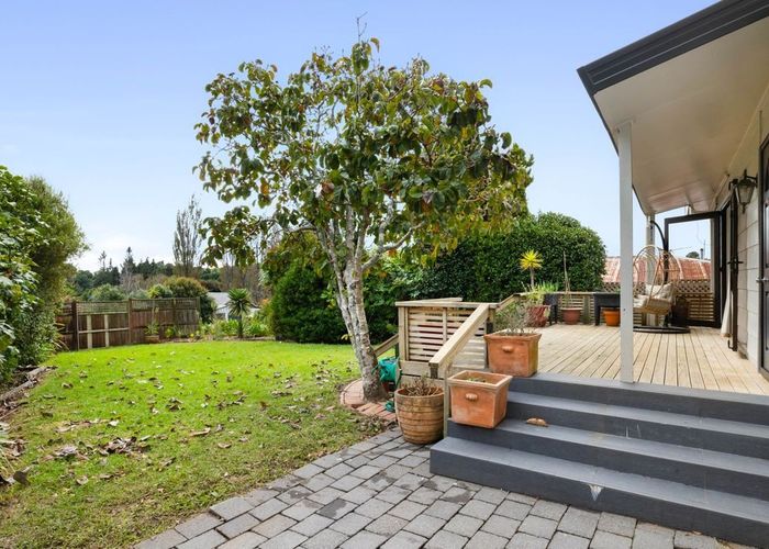  at 27 Salcombe Terrace, Welbourn, New Plymouth