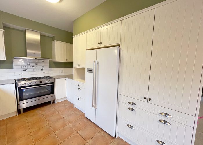  at 19 McInnes Place, Queenwood, Hamilton, Waikato