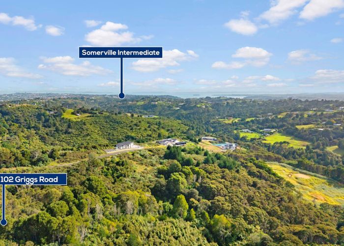  at 102 Griggs Road, East Tamaki Heights, Manukau City, Auckland