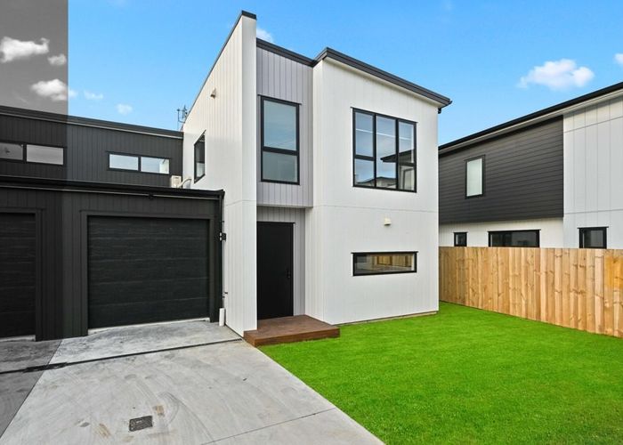  at 2/44 Rose Berry Crescent, Flagstaff, Hamilton, Waikato