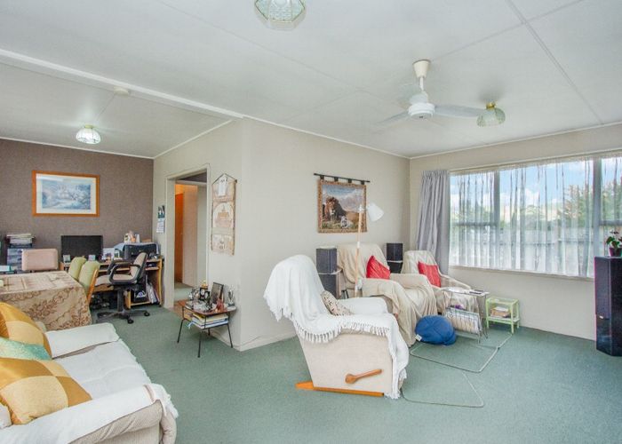  at 1 Bay Grove, Pukehangi, Rotorua