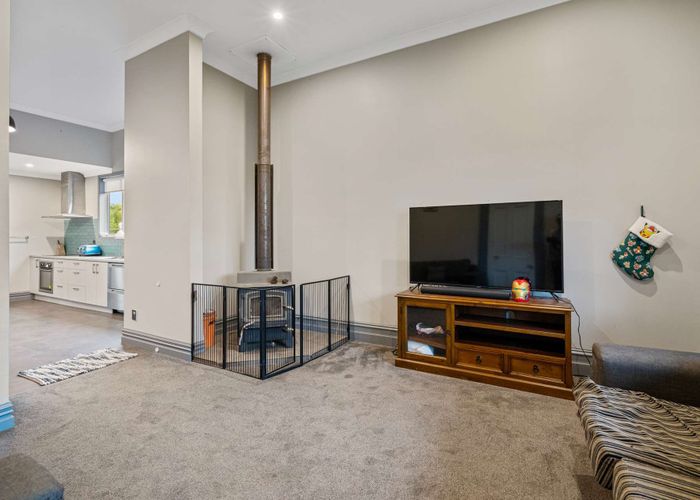  at 33 Galway Street, Grasmere, Invercargill
