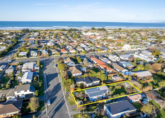  at 15 Blake Street, New Brighton, Christchurch