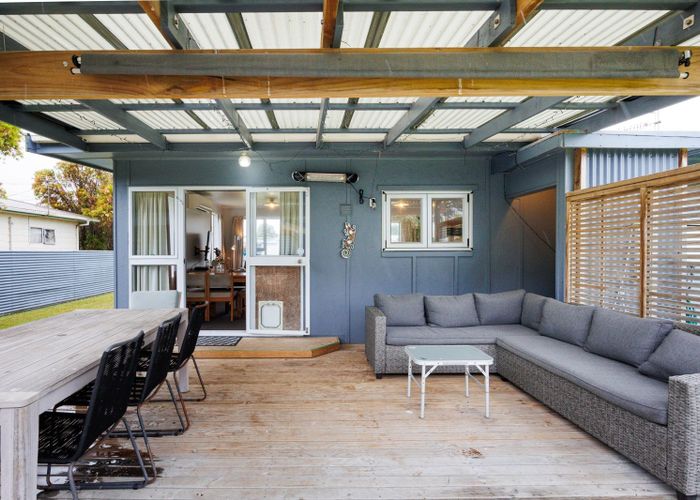  at 62 Nash Parade, Foxton Beach, Horowhenua, Manawatu / Whanganui