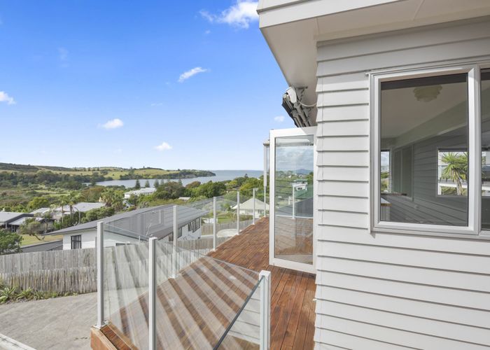  at 9 Everard Avenue, Army Bay, Rodney, Auckland