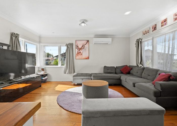  at 2/57 Mahia Road, Manurewa, Manukau City, Auckland