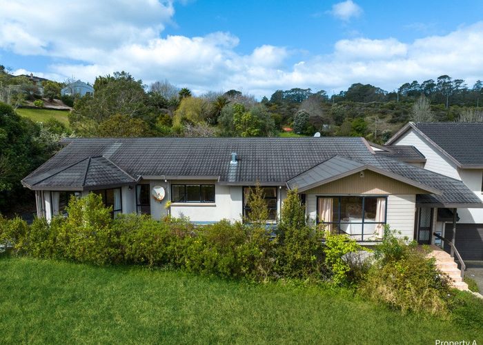  at 42 Chester Avenue, Greenhithe, Auckland