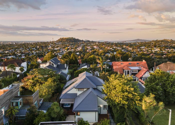  at 18 Landscape Road, Mount Eden, Auckland