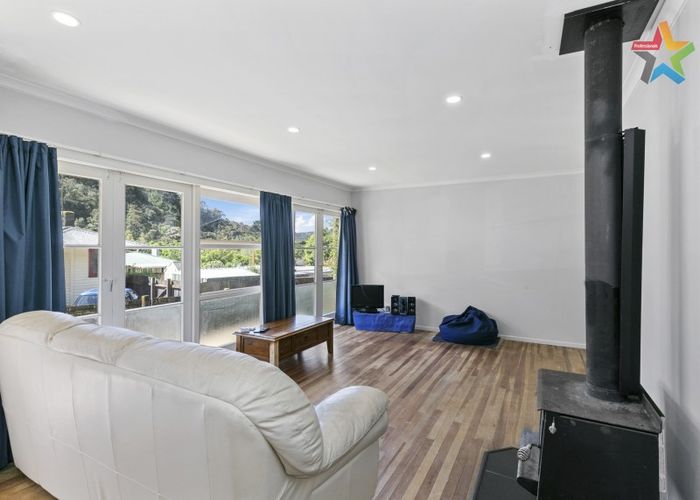  at 21 Shackleton Grove, Stokes Valley, Lower Hutt