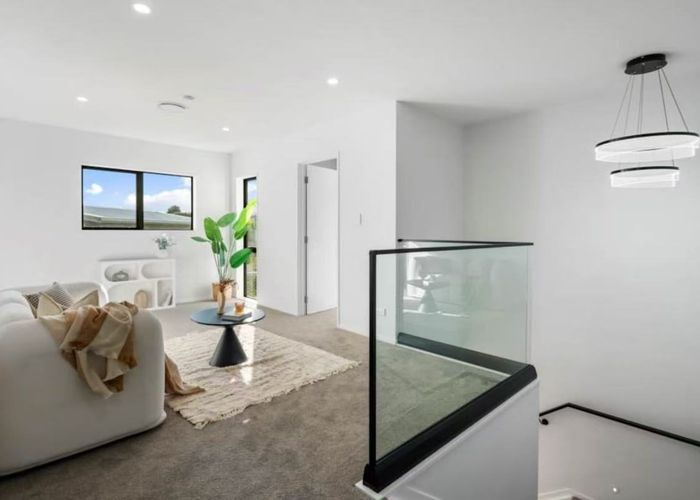  at 10 Colum Place,, Bucklands Beach, Manukau City, Auckland