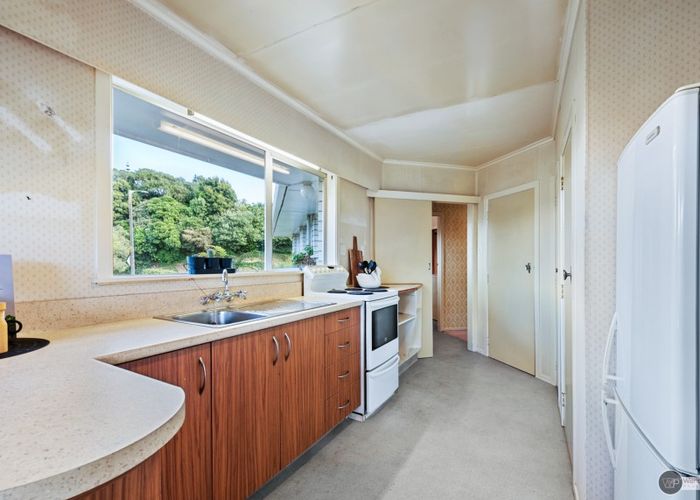  at 48 Holborn Drive, Stokes Valley, Lower Hutt
