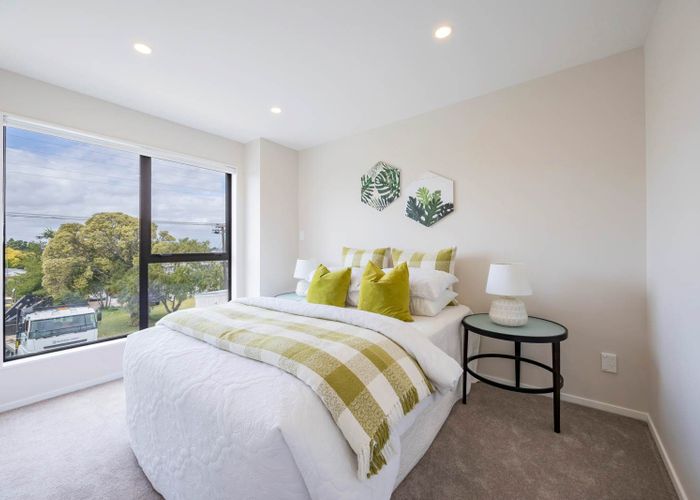  at 7/36 Tiroroa Avenue, Te Atatu South, Waitakere City, Auckland