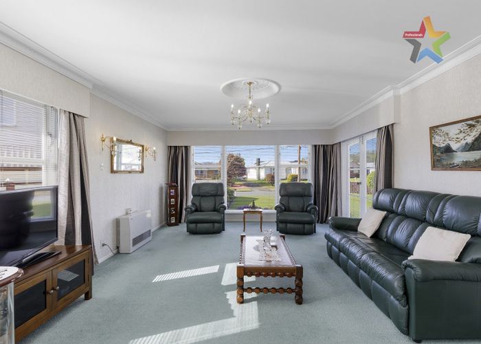  at 33 Rosebank Avenue, Avalon, Lower Hutt