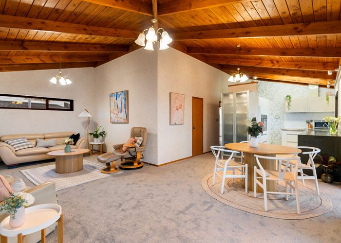  at 22B Rothesay Bay Road, Rothesay Bay, North Shore City, Auckland