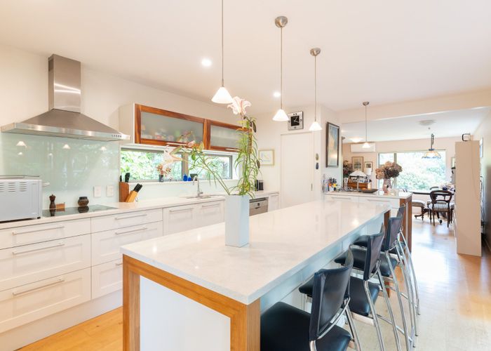  at 15 Nuffield Street, Tawa, Wellington