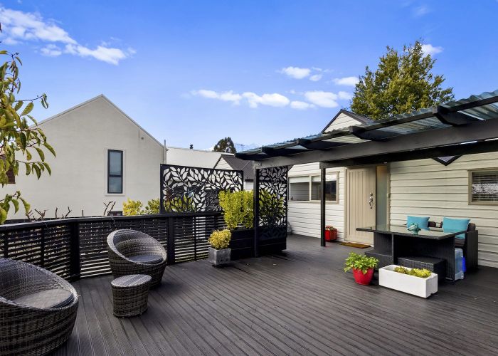  at 61 Oregon Drive, Kelvin Heights, Queenstown