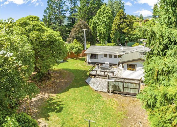  at 135 Plateau Road, Te Marua, Upper Hutt