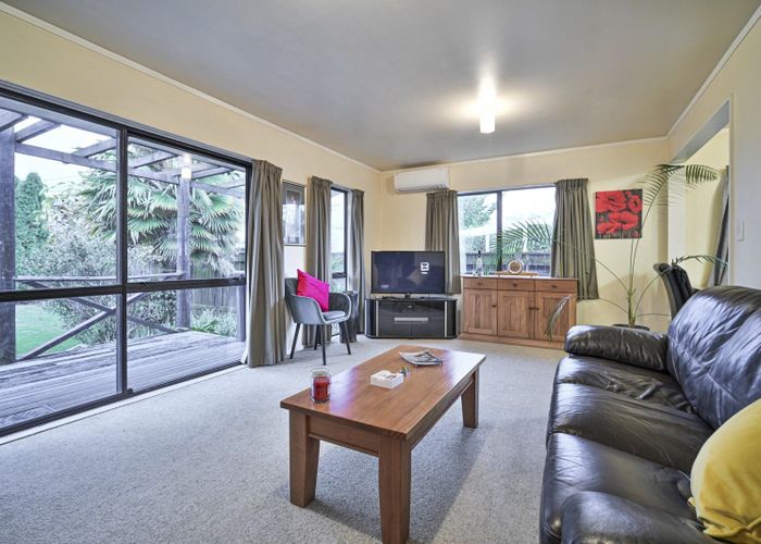  at 14 Martin Dale, Raureka, Hastings