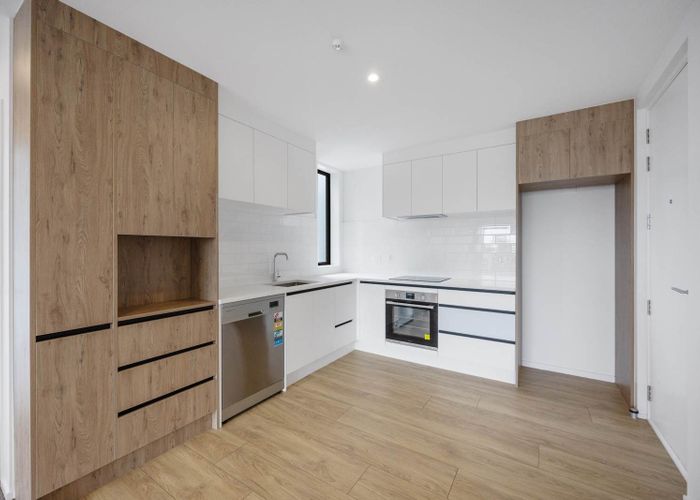  at 6/16 Treasure Lane, Te Atatu South, Waitakere City, Auckland