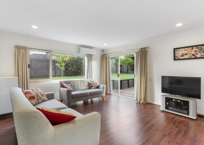  at 2/201 Abbotts Way, Remuera, Auckland