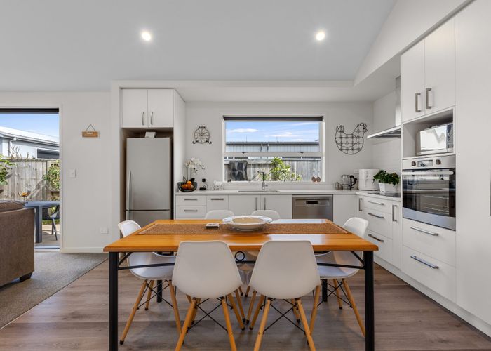  at 10 Chain Place, Papamoa, Papamoa