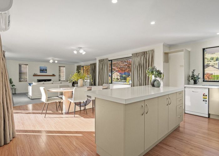  at 48 Erskine Street, Lake Hayes Estate, Queenstown-Lakes, Otago