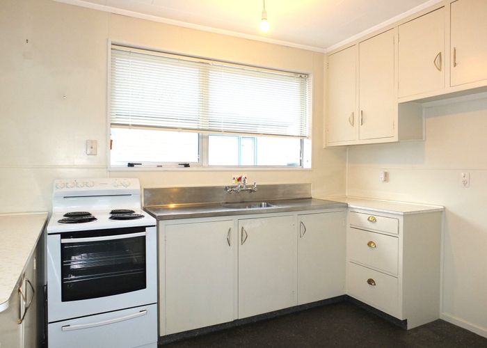  at 1/192 Church Street, West End, Timaru