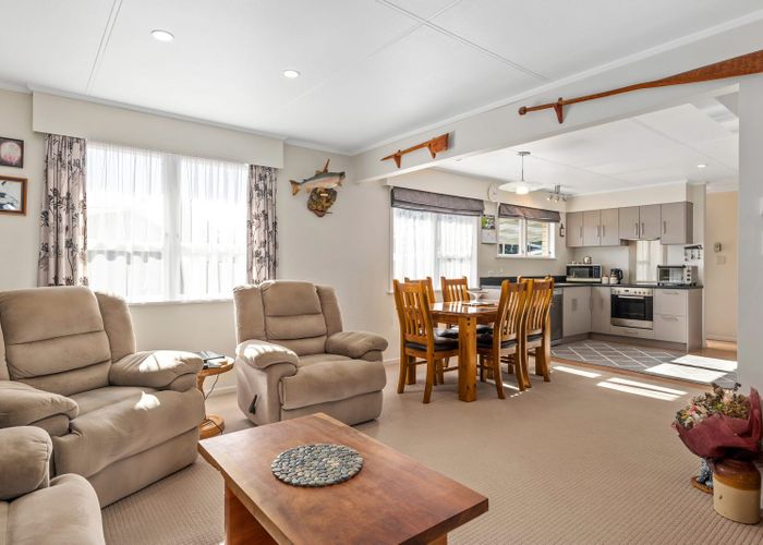 For sale 31 Hall Crescent, Taumarunui, Ruapehu, Manawatu / Whanganui