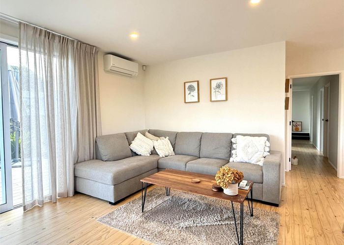  at 16 Eskdale Road, Birkdale, Auckland