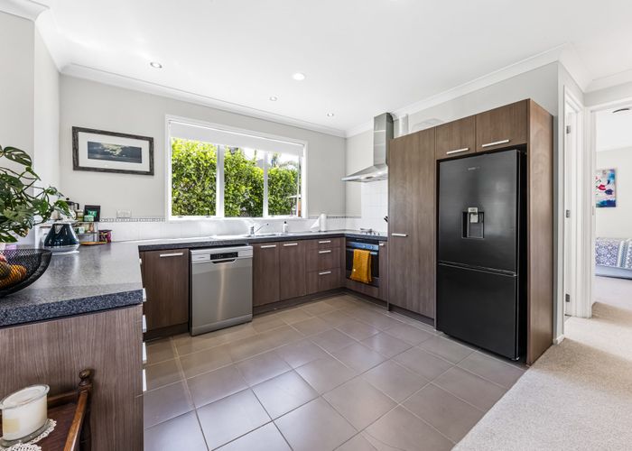  at 7F Clearwater Cove, West Harbour, Waitakere City, Auckland