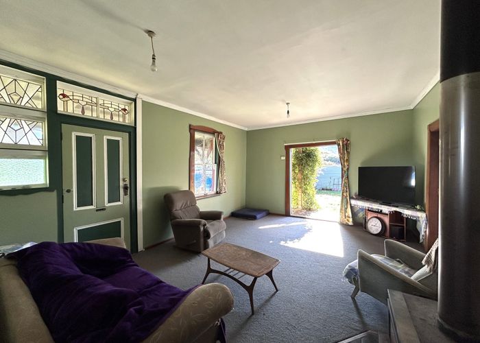  at 108 Main Road, Blackball, Greymouth
