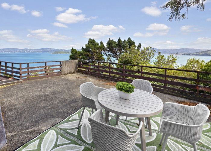  at 45 Ferry Road, Days Bay, Lower Hutt