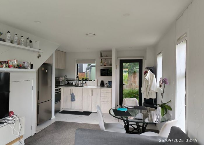  at 7/4 Johnston Grove, Taita, Lower Hutt, Wellington