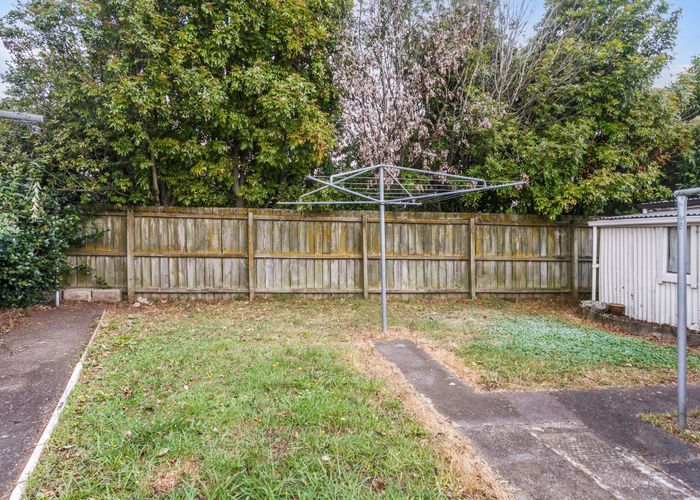 at 5/9 Radnor Road, Mount Roskill, Auckland