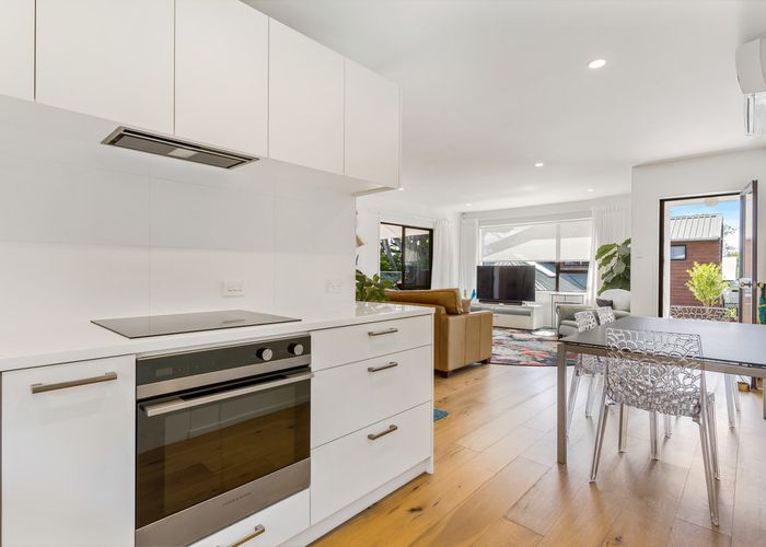  at 3/58 Fir Street, Waterview, Auckland
