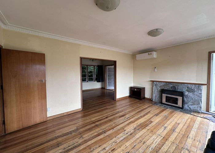  at 51 Chaytor Street, Karori, Wellington, Wellington